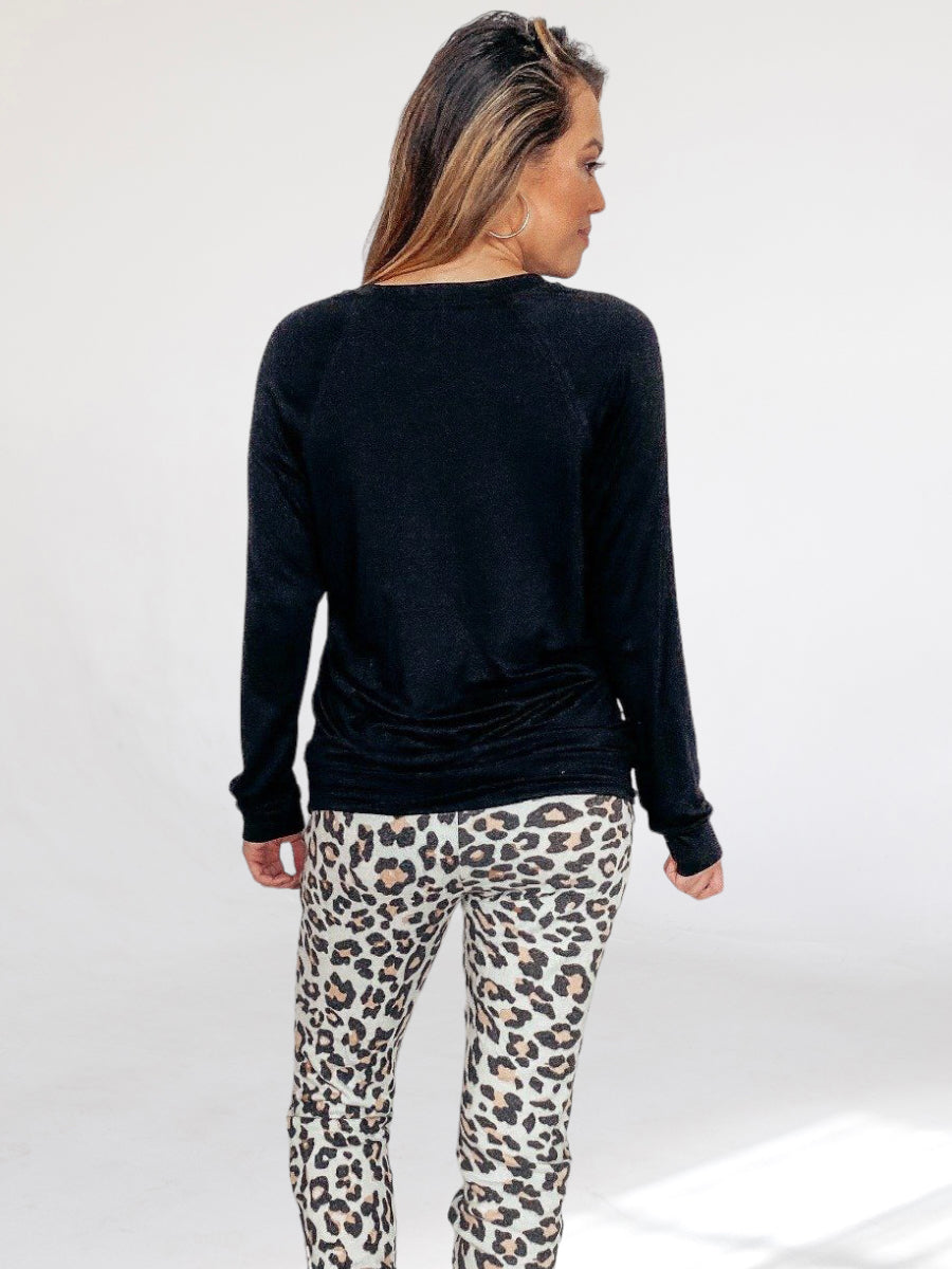 Leopard Letters Mama Black Long Sleeve Graphic Tee